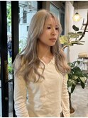 ホワイトベージュ【高木遥香】