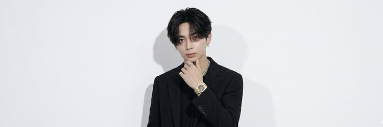 ミヤビ(MIYAVI)のサロンヘッダー