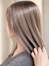 【立体感もツヤも妥協しない】ハイライト×ラポル髪質改善で、色落ちまで綺麗に / 髪質改善 ダブルカラー
