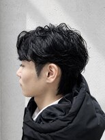 コア(CO:A)&nbsp;フェザーパーマ　センターパート韓国ニュアンスパーマメンズ長崎