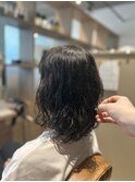 抜け感ウェーブ×こなれミディ