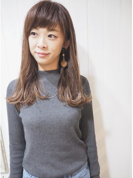 ピー(Pii) セミロング