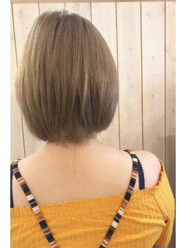 ネオリーブシェリエ 浅草店(Neolive cherie) ミルクティーベージュ