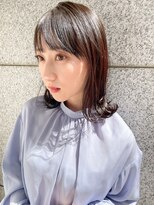 ソワリー 栄(THOiRY)&nbsp;THOiRY【女性らしい柔らかヘア】肩上でつくる外ハネミディ