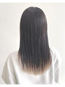 フープヘアー(HOOP.HAIR) ホワイトベージュ裾カラー