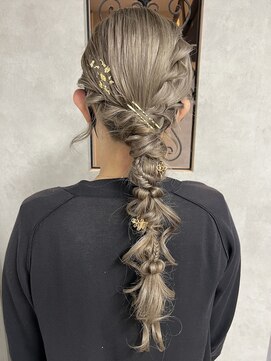 ルノン シェリー(LUNON cheliy) タイトアレンジ/編みおろし/結婚式アレンジ