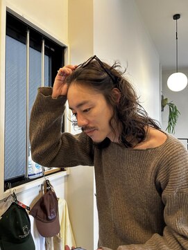 ポーズ(PAUSE) 大阪　梅田　メンズパーマ