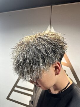 ライズ 渋谷店(RISE) 刈り上げツイストスパイラルパーマ/ハイライト/メンズパーマ/