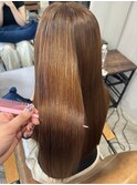 明るめベージュ