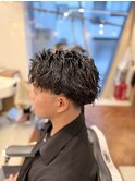 短髪◎ツイスパフェード×スパイキーで爽やか