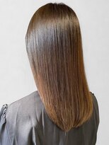 ロカ バイ ティアトロ ヘア サロン(ROCA by teatro hair salon)&nbsp;髪質改善 縮毛矯正 ブラウンベージュ 艶髪 ストレート 30代 美髪