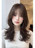  バタフライカットハッシュカットマレットヘアチェリーレッド