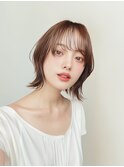透け感シースルーバング×外ハネくびれボブ