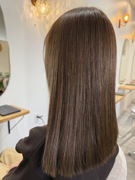 クペシック(Coupe et Chic) モノトーンベージュ×質感再整トリートメント