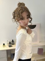 ニコフクオカヘアーメイク(NIKO Fukuoka Hair Make)&nbsp;柔らか質感のbeige Rose img のstylingで