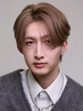 メンズサロン キング 心斎橋店(Men’s salon K!ng) 韓国マッシュセンターパートツーブロックニュアンスパーマウルフ