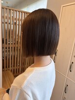 アミュー(Amyu)&nbsp;ドライヤーで綺麗に収まる前下がりボブ