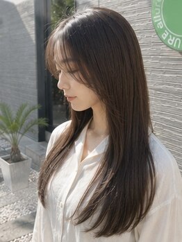 アリュール(ALLURE)の写真/ダメージレスにこだわった縮毛矯正♪毛先まで自然にまとまる柔らかな艶髪へ◎