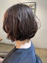 ビハインドザカーテン(BEHIND THE CURTAIN) レイヤーボブ