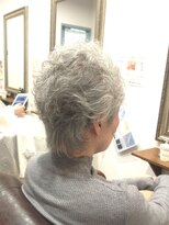 ヘアー グリーン(hair green) 50代60代70代/ウルフパーマ/ウルフショート/グレイヘア