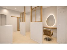 プラタナス 府中店(PLATANUS)の雰囲気（全席ロッカー完備の個室空間。周りを気にせずゆったり過ごせます）