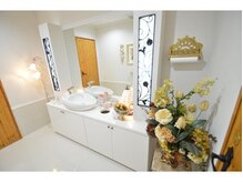 ☆化粧室、パウダールーム☆