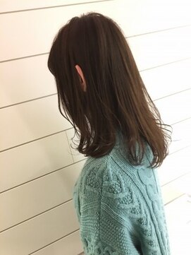 ネオリーブ アンド 渋谷店(Neolive &) 【Neolive & 渋谷店】透明感のあるベージュミディー