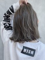 ムウ 難波(MOU)&nbsp;ハッシュカットフルバング似合わせカットレッドブラウン20代30代