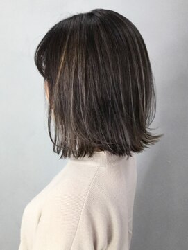 アイティー バイ アルバム 浦和店(IT by ALBUM) ラベンダーグレージュハイライト_オリーブカラー_ba247281