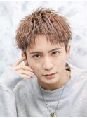 ソフトツイスト　ツーブロック　センターパート