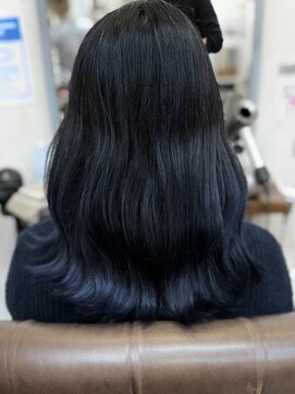 ビランチェ 池袋(bilancia) バレイヤージュ/グラデーション/ブルーブラック/くすみブルー