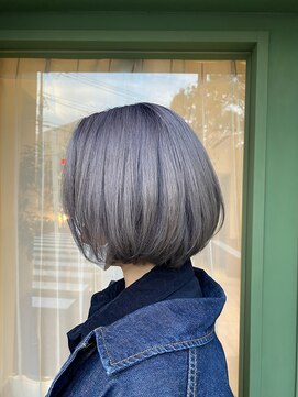 オモルフィ ひばりヶ丘店(Omorfi) シルバーカラー