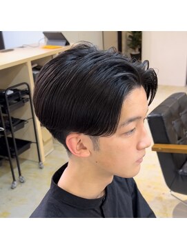 ニコフクオカヘアーメイク(NIKO Fukuoka Hair Make) 「NIKO」ストレートセンターパートカルマパーマ　福岡天神