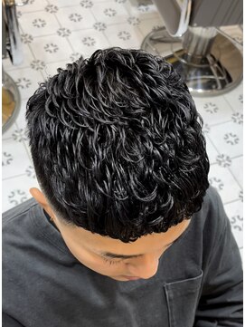 グルーマーズトウキョウ(GROOMER/S TOKYO) クロップ【アイロンパーマ　韓国マッシュ　ハードパーマ】