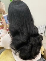 ビレア 本山店(BELEA)&nbsp;美髪◎黒髪ロングラブウェーブ【三輪 諒】