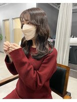 アトレ(attrait)&nbsp;＊くすみカラー ブラウン セミロング 小顔シルエット 大阪