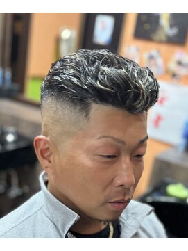 ピシャッとニ代目銀二郎 渋い漢のスキンフェード