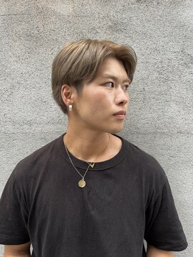 スイート ヘアデザイン(Suite HAIR DESIGN) ベージュ系カラーナチュラルヘアメンズセンターパート