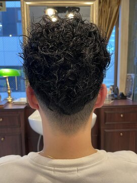 グレイスフルバーバーロンドン 大宮店(Graceful Barber London) ロンドンツーブロハードパーマ【大宮/バーバー】