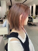 ステア ケース(stair case)&nbsp;肩上タイトボブミディアムレイヤーイヤリングカラー