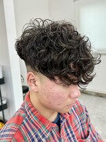 フゥ 宇都宮(FeU) スペインカール/ラルフカール/フェード/宇都宮/メンズパーマ