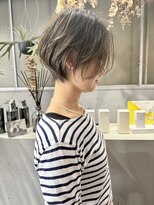 フュチュールヘアー(futur hair)&nbsp;大人女性のくびれショートstyle