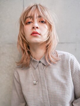 ギークス(GEEKS) 【GEEKS渋谷】ミディアムウルフ/ミルクティーベージュ/秋冬ヘア