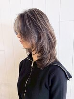 アルバム 銀座(ALBUM GINZA)&nbsp;くびれミディ顔周りレイヤー大人ガーリーダークアッシュba577332