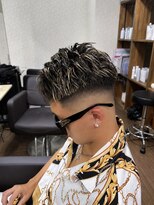 ドォート(Dote hair make)&nbsp;ハイフェード×金メッシュ