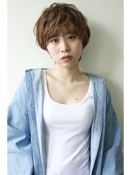 リコ ヘアアンドリラクゼーション(LICO HAIR&RELAXATION) ラフなカールでお手入れ簡単マッシュショート