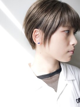 シカタ シーカ 鎌倉(CICATA/ShIKA.) 似合わせカット☆ハイライトブルージュ【CICATA関口/鎌倉】