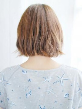 ヘアメイク ナル(hair make nalu) 外ハネニュアンスカールボブスタイル