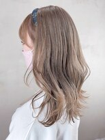 アイティーバイアルバム 下北沢店(IT by ALBUM)&nbsp;グレージュミディ_アースカラーくびれヘアツートン_ba373561