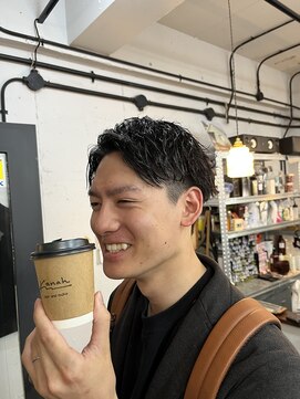 カノア(kanah) ツイストスパイラルパーマツイストパーマセンターパート